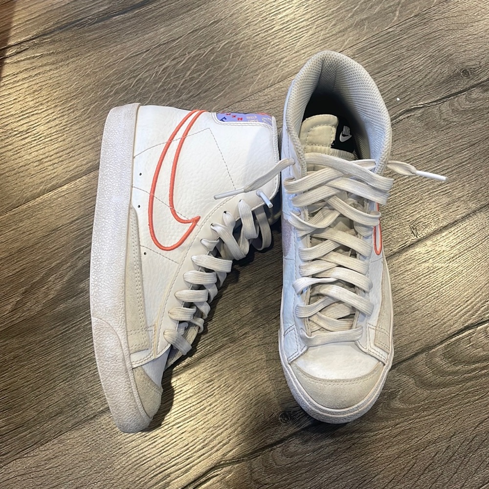 Blazer mids